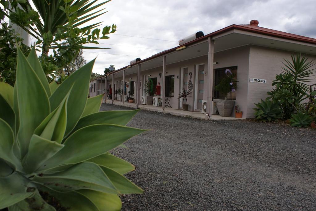 Karuah Riverside Motel Exterior photo